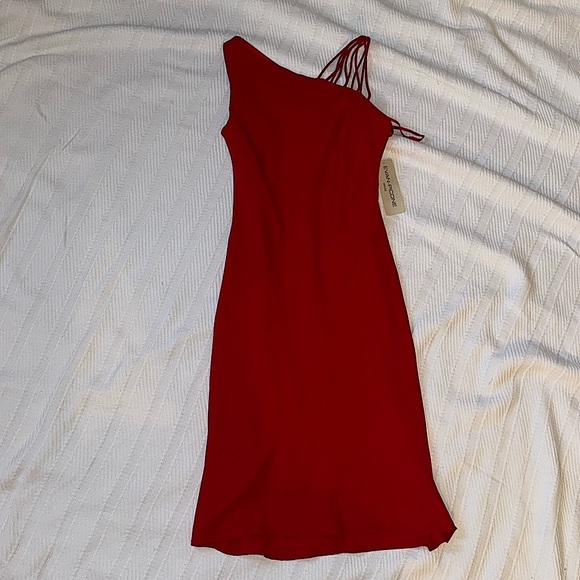NWT RED SLIP-ON DRESS - Picture 1 of 3
